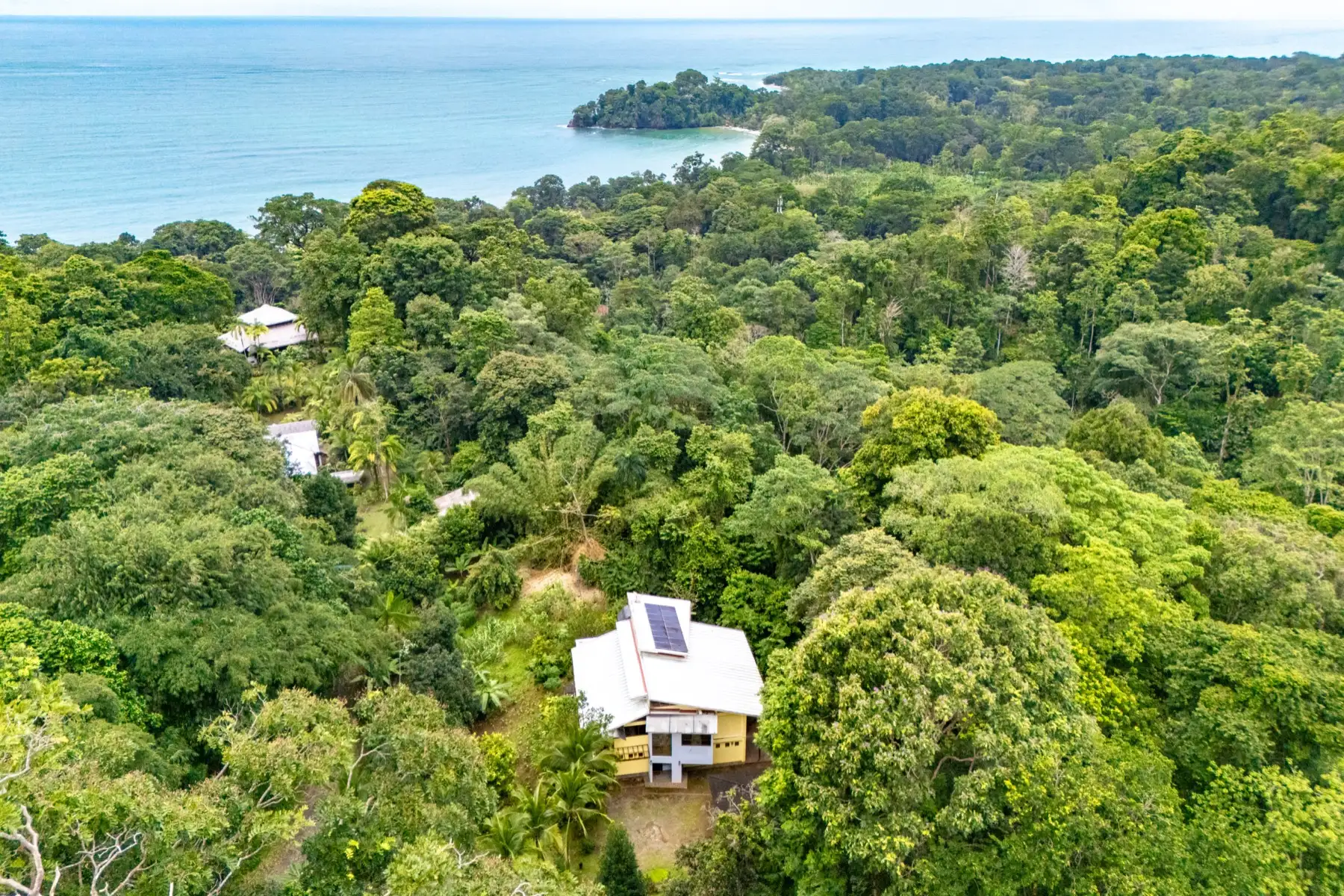 Casa en venta en Playa Chiquita, Limón